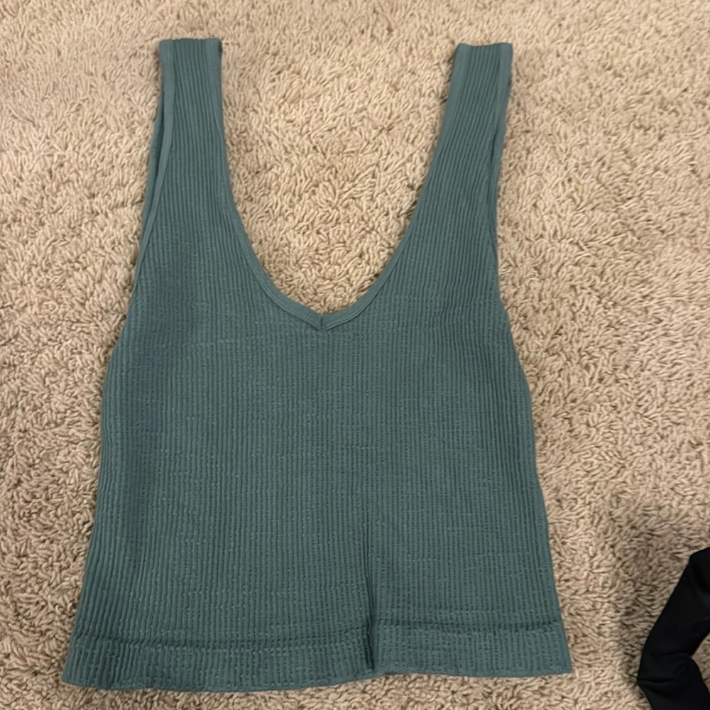 Basic green tank